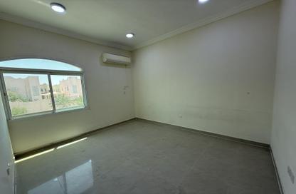 Apartment - Studio - 1 Bathroom for rent in Al Dafna - Al Dafna - Doha Apartment - Studio - 1 Bathroom for rent in Al Dafna - Al Dafna - Doha