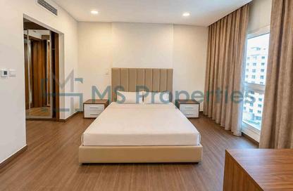 Apartment - 1 Bedroom - 2 Bathrooms for rent in R-19 Building - Al Erkyah City - Lusail