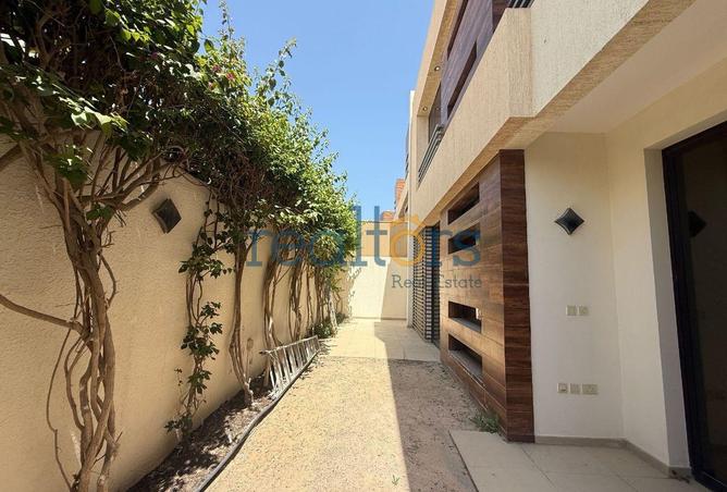 54927544 - Property Image 3
