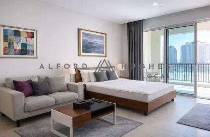 Apartment - Studio - 1 Bathroom for rent in The Pearl Island - Doha