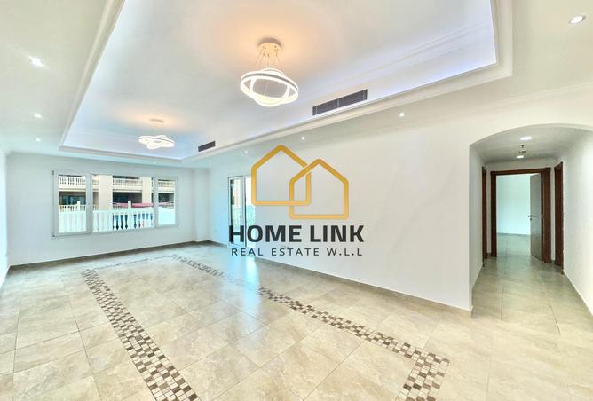 1001452 - Property Image 3