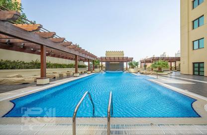 Apartment - 1 Bedroom - 2 Bathrooms for rent in Regency Pearl 2 - The Pearl Island - Doha