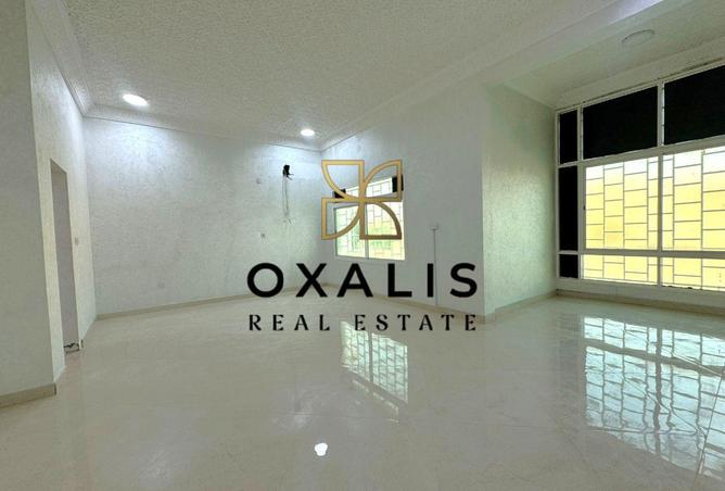 51528496 - الصورة الرئيسية للعقار