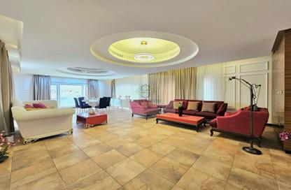 Villa - 5 Bedrooms - 5 Bathrooms for rent in West Bay Lagoon - West Bay Lagoon - Doha