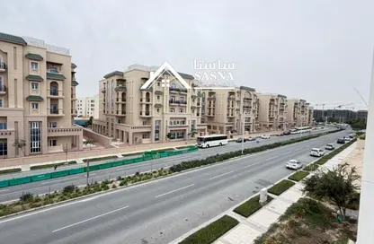 Apartment - 3 Bedrooms - 3 Bathrooms for rent in Fox Hills - Fox Hills - Lusail