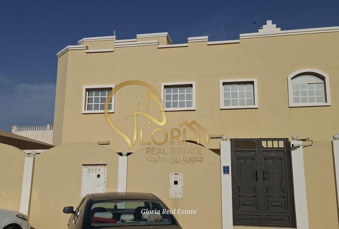 54443838 - Property Image 2