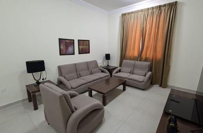 Apartment - 2 Bedrooms - 3 Bathrooms for rent in Al Nasr Street - Al Nasr - Doha