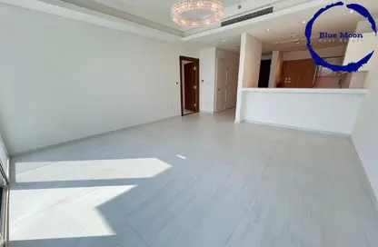 Apartment - 1 Bedroom - 2 Bathrooms for rent in Crystal Residence - Gewan Island - The Pearl Island - Doha