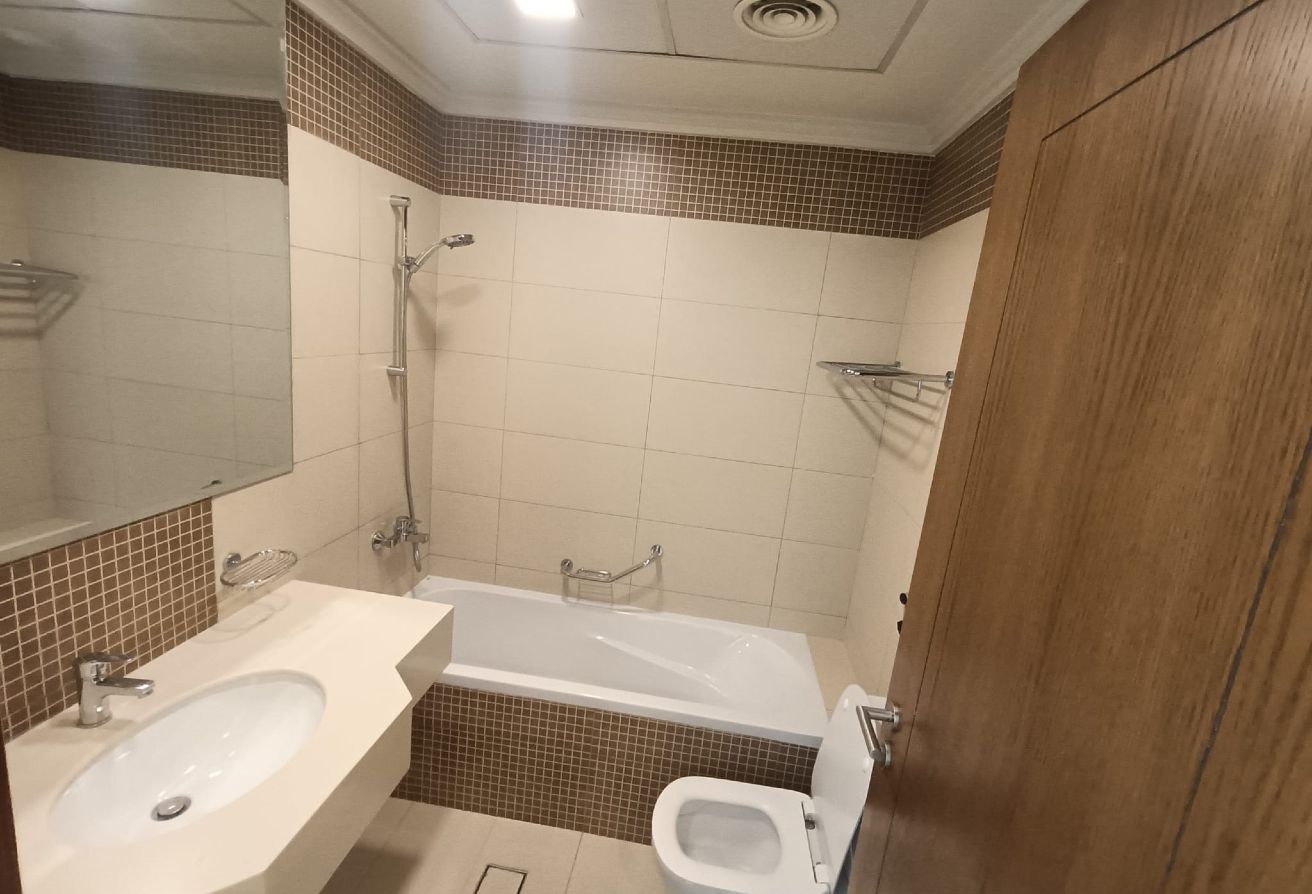 2 BHK Furnished Apartment in Lusail | Rent 7500Qar thumbnail 14