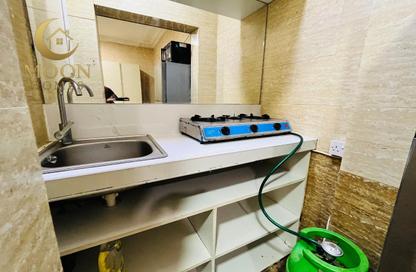 Apartment - Studio - 1 Bathroom for rent in Umm Ghwailina Comm - Umm Ghuwalina - Umm Ghuwailina - Doha