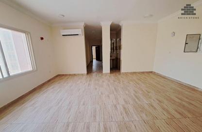 Apartment - 2 Bedrooms - 3 Bathrooms for rent in Al Sadd Road - Al Sadd - Doha
