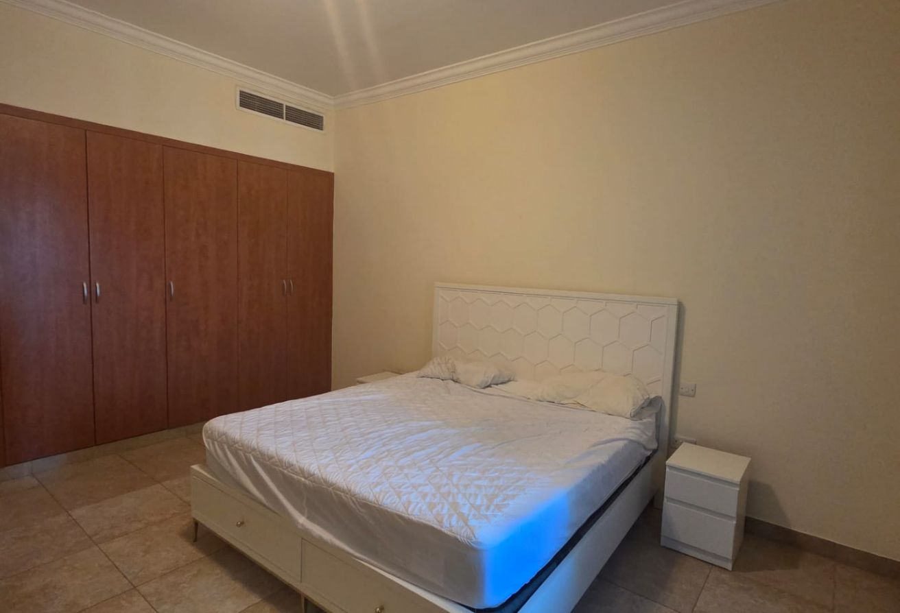 1bhk fully furnished only in 7000 excluding bills. thumbnail 6