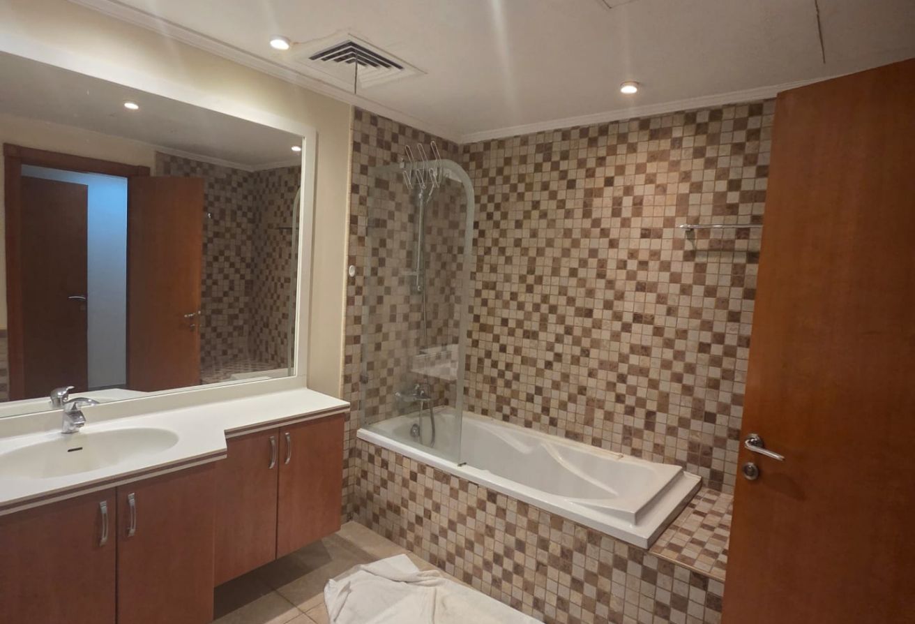 1bhk fully furnished only in 7000 excluding bills. thumbnail 5