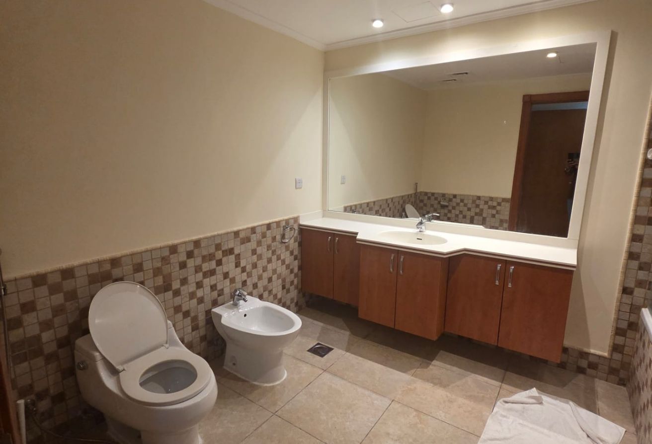 1bhk fully furnished only in 7000 excluding bills. thumbnail 9