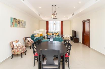 Apartment - 2 Bedrooms - 3 Bathrooms for rent in West Porto Drive - Porto Arabia - The Pearl Island - Doha