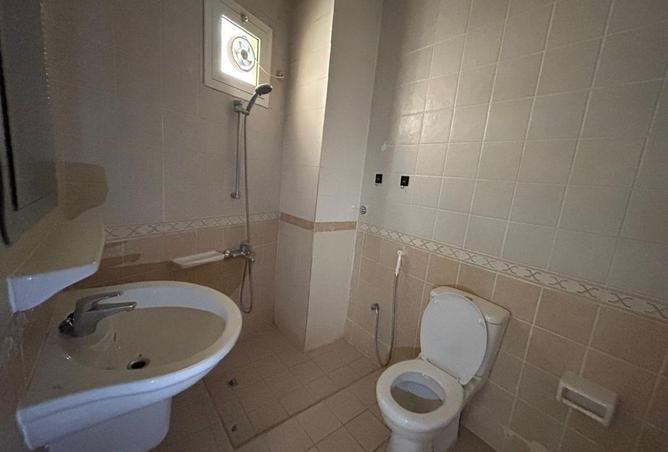 2OcJz2ayo5Y - Property Main Image