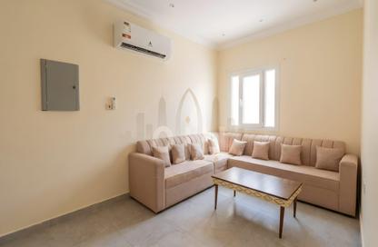 Apartment - 2 Bedrooms - 2 Bathrooms for rent in Fereej Bin Mahmoud - Doha