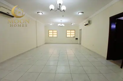 Apartment - 3 Bedrooms - 3 Bathrooms for rent in Al Mansoura - Al Mansoura - Doha