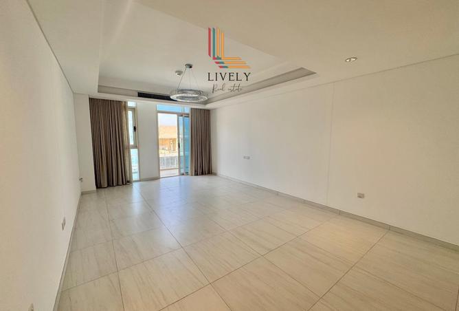 1022273 - Property Image 3