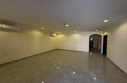 Villa - 6 Bedrooms - 6 Bathrooms for rent in Umm Salal Mahammad - Umm Salal City - Doha