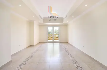 Apartment - 2 Bedrooms - 3 Bathrooms for rent in East Porto Drive - Porto Arabia - The Pearl Island - Doha