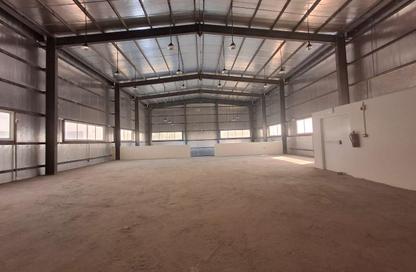 Warehouse - Studio for rent in Industrial Area - Doha