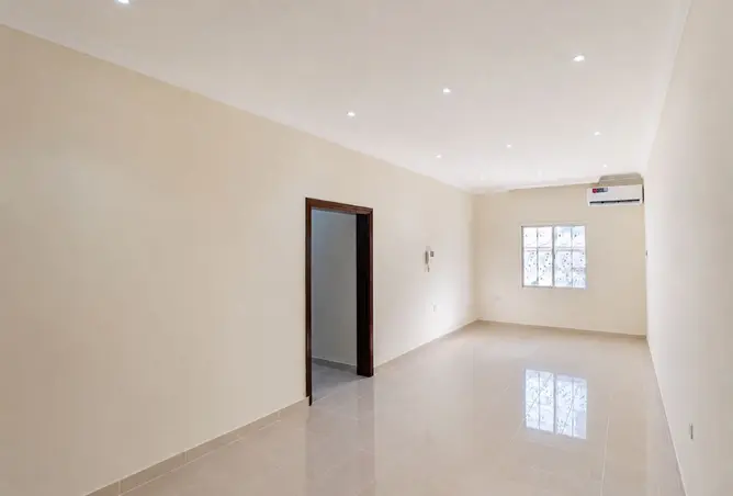 62804992 - Property Image 2