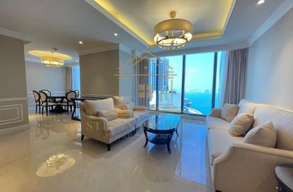 Apartment - 3 Bedrooms - 4 Bathrooms for rent in City Center Towers - West Bay - Doha