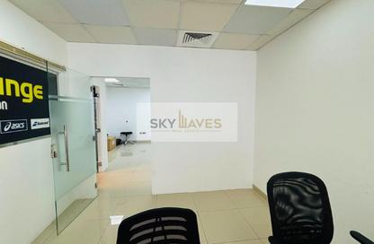 Office Space - Studio - 2 Bathrooms for rent in Hotel 115 - Old Salata - Salata - Doha