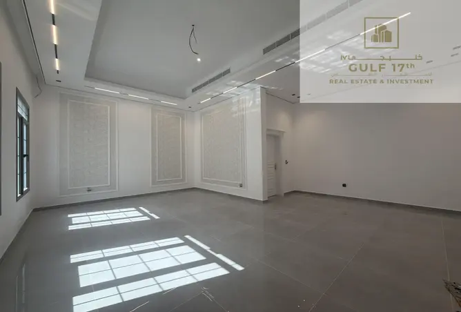 57085561 - Property Image 3