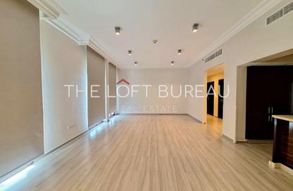 Apartment - 3 Bedrooms - 4 Bathrooms for rent in Mercato - Qanat Quartier - The Pearl Island - Doha