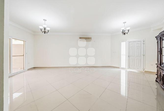 58576539 - Property Image 2