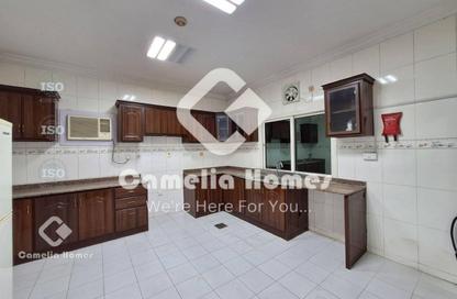 مجمع سكني - 3 غرف نوم - 3 حمامات للايجار في شارع  بو هامو - أبو هامور - الدوحة