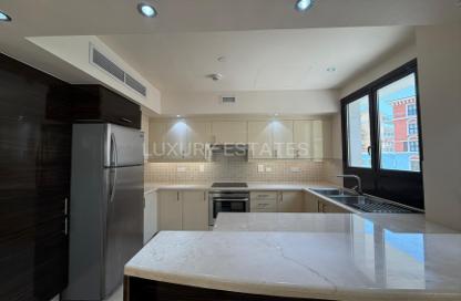 Apartment - 3 Bedrooms - 4 Bathrooms for sale in Mercato - Qanat Quartier - The Pearl Island - Doha Apartment - 3 Bedrooms - 4 Bathrooms for sale in Mercato - Qanat Quartier - The Pearl Island - Doha