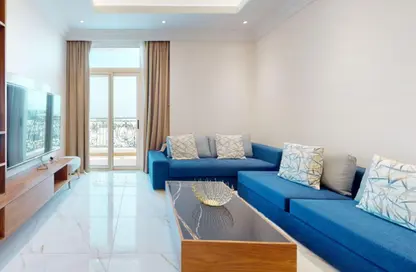 Apartment - 2 Bedrooms - 2 Bathrooms for rent in Floresta Gardens - Floresta Gardens - The Pearl Island - Doha