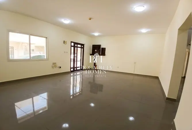 57459987 - Property Image 2