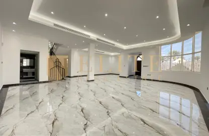 Villa - 5 Bedrooms - 7 Bathrooms for rent in West Bay Lagoon Villas - West Bay Lagoon - West Bay Lagoon - Doha