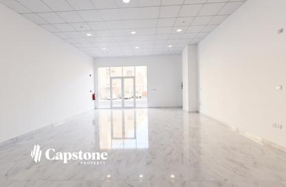 Shop - Studio - 2 for rent in Al Doha Plaza - Al Sadd - Al Sadd - Doha