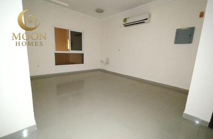 Apartment - 2 Bedrooms - 2 Bathrooms for rent in Al Mansoura - Al Mansoura - Doha Apartment - 2 Bedrooms - 2 Bathrooms for rent in Al Mansoura - Al Mansoura - Doha