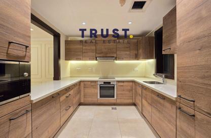 Apartment - 2 Bedrooms - 3 Bathrooms for rent in West Porto Drive - Porto Arabia - The Pearl Island - Doha
