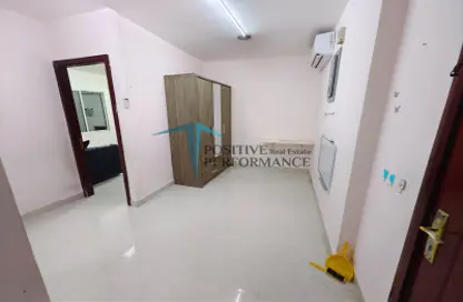 شقة - 2 غرف نوم - 2 حمامات للايجار في شارع الحمرا - الثمامة - الدوحة