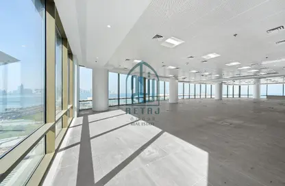 مساحات مكتبية - استوديو - 1 حمام للايجار في شارع الكورنيش - شارع الكورنيش - الدوحة