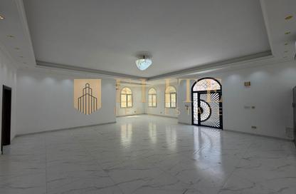 Villa - 7+ - 7+ for rent in Al Thumama - Al Thumama - Doha