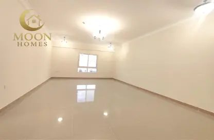 Apartment - 3 Bedrooms - 3 Bathrooms for rent in Al Mansoura - Al Mansoura - Doha