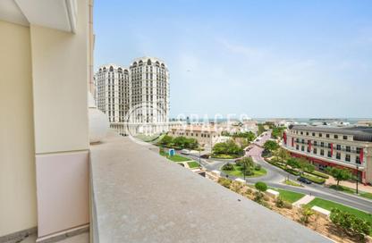 Apartment - 1 - 2 for rent in Viva East - Viva Bahriyah - The Pearl Island - Doha