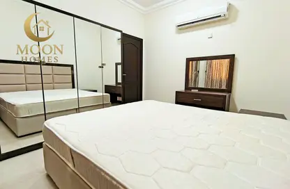 Apartment - 1 Bedroom - 1 Bathroom for rent in Umm Ghuwailina 4 - Umm Ghuwailina - Doha