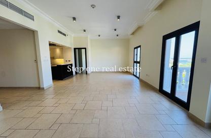 Apartment - 3 Bedrooms - 4 Bathrooms for rent in Carnaval - Qanat Quartier - The Pearl Island - Doha