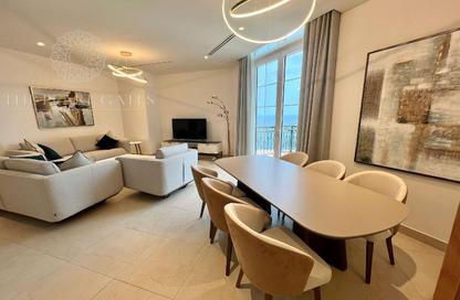 Apartment - 2 Bedrooms - 4 Bathrooms for rent in Floresta Gardens - Floresta Gardens - The Pearl Island - Doha