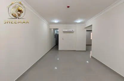 Apartment - 2 Bedrooms - 2 Bathrooms for rent in Umm Ghwailina Comm - Umm Ghuwalina - Umm Ghuwailina - Doha