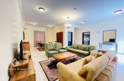 Compound - 4 Bedrooms - 5 Bathrooms for rent in Bu Hamour Street - Abu Hamour - Doha